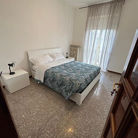 Bed and Breakfast Bed Station -Self Check In- Bergamo Esterno foto
