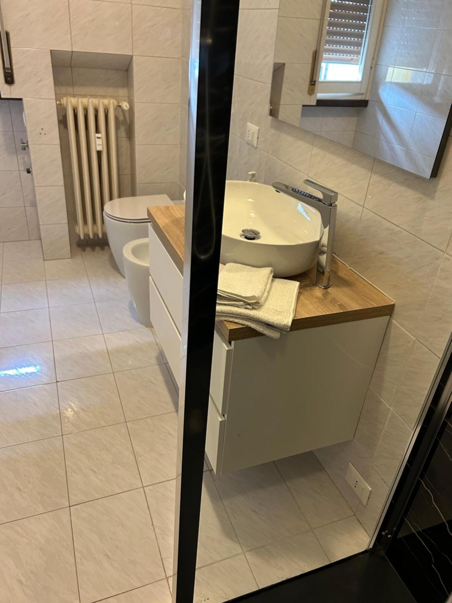 Bed and Breakfast Bed Station -Self Check In- Bergamo Esterno foto